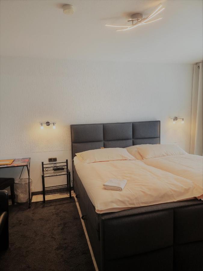 Hotel Kurhaus Uhlenberg 바트 뮌스터아이펠 외부 사진
