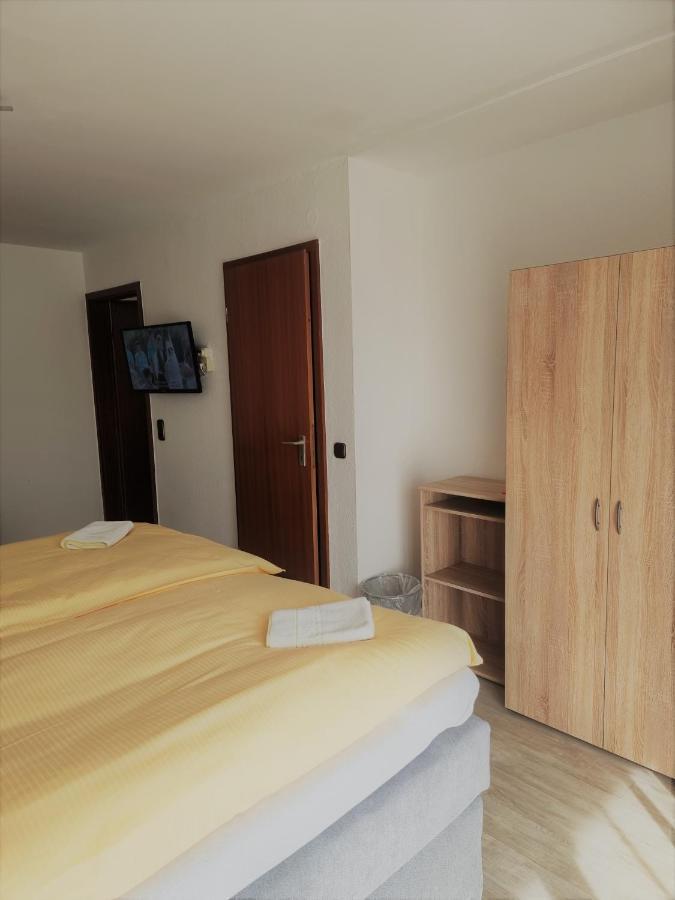 Hotel Kurhaus Uhlenberg 바트 뮌스터아이펠 외부 사진