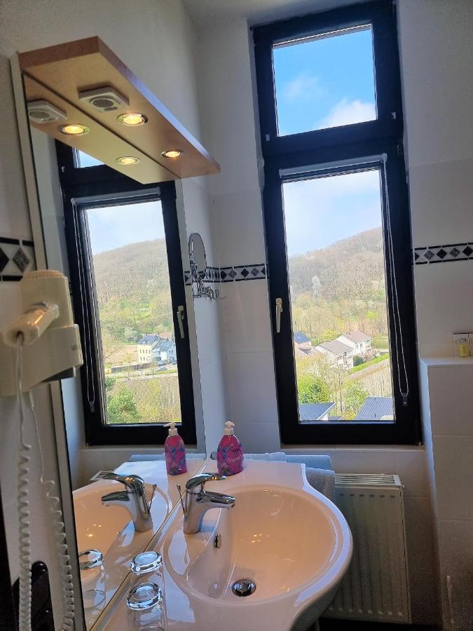 Hotel Kurhaus Uhlenberg 바트 뮌스터아이펠 외부 사진