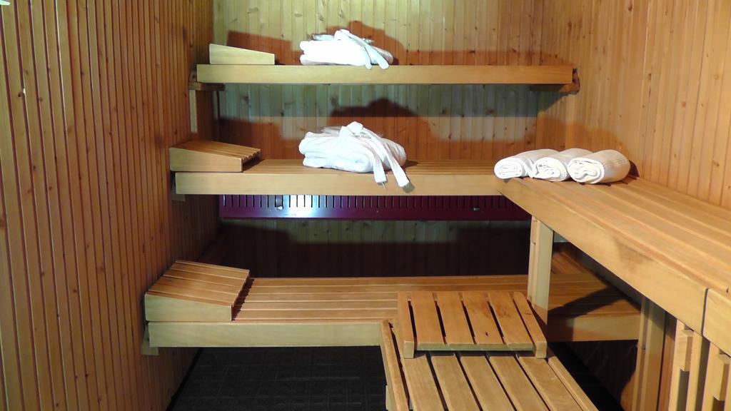 Hotel Kurhaus Uhlenberg 바트 뮌스터아이펠 외부 사진
