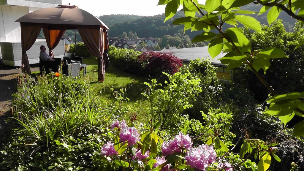 Hotel Kurhaus Uhlenberg 바트 뮌스터아이펠 외부 사진