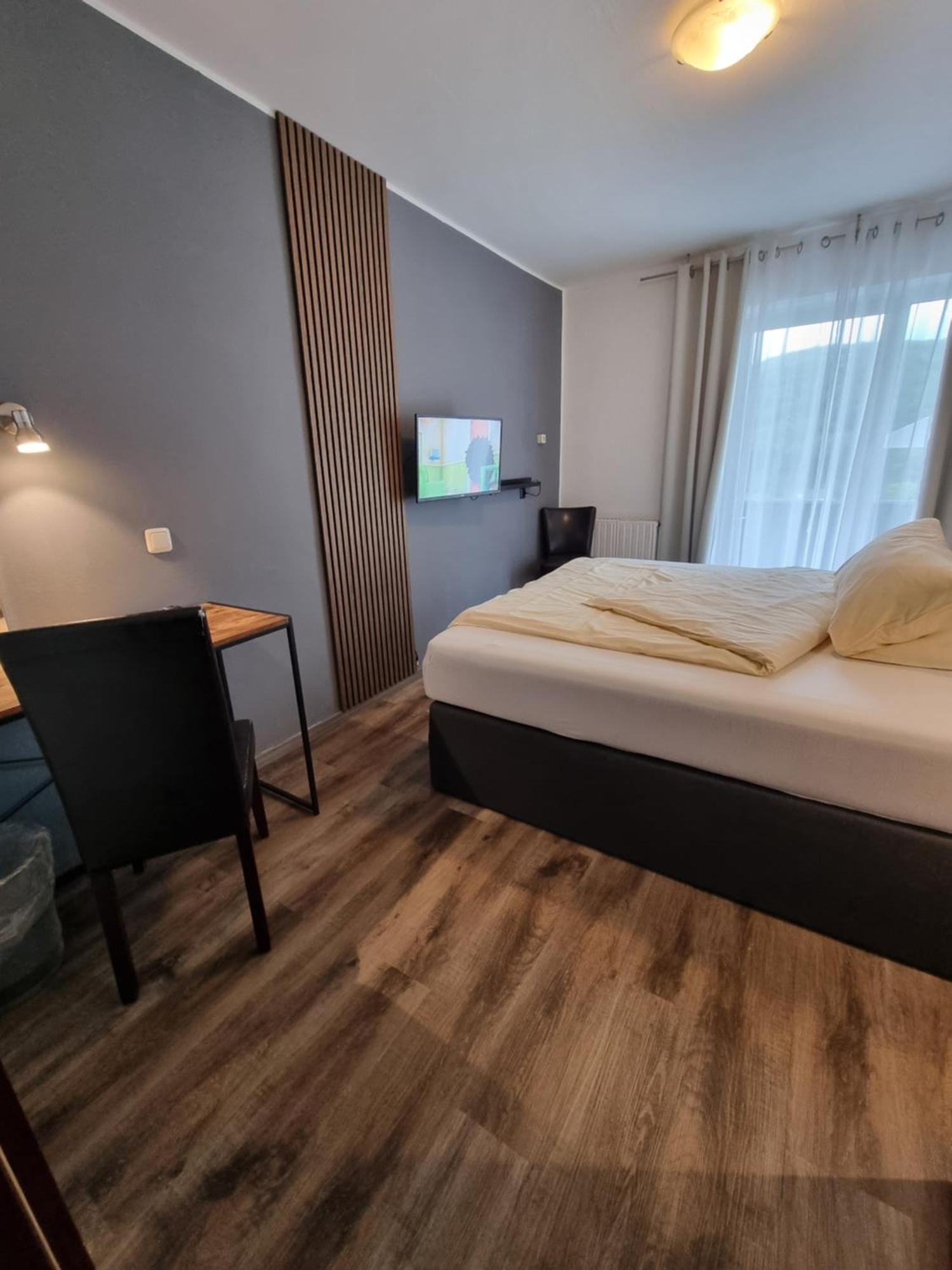 Hotel Kurhaus Uhlenberg 바트 뮌스터아이펠 외부 사진